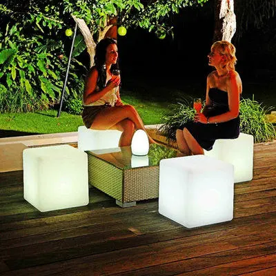 Cube Fernbedienung Lade Platz Stuhl Lampe PE Mode Kreative Home Möbel Bar LED Leuchtenden Quadratischen Hocker